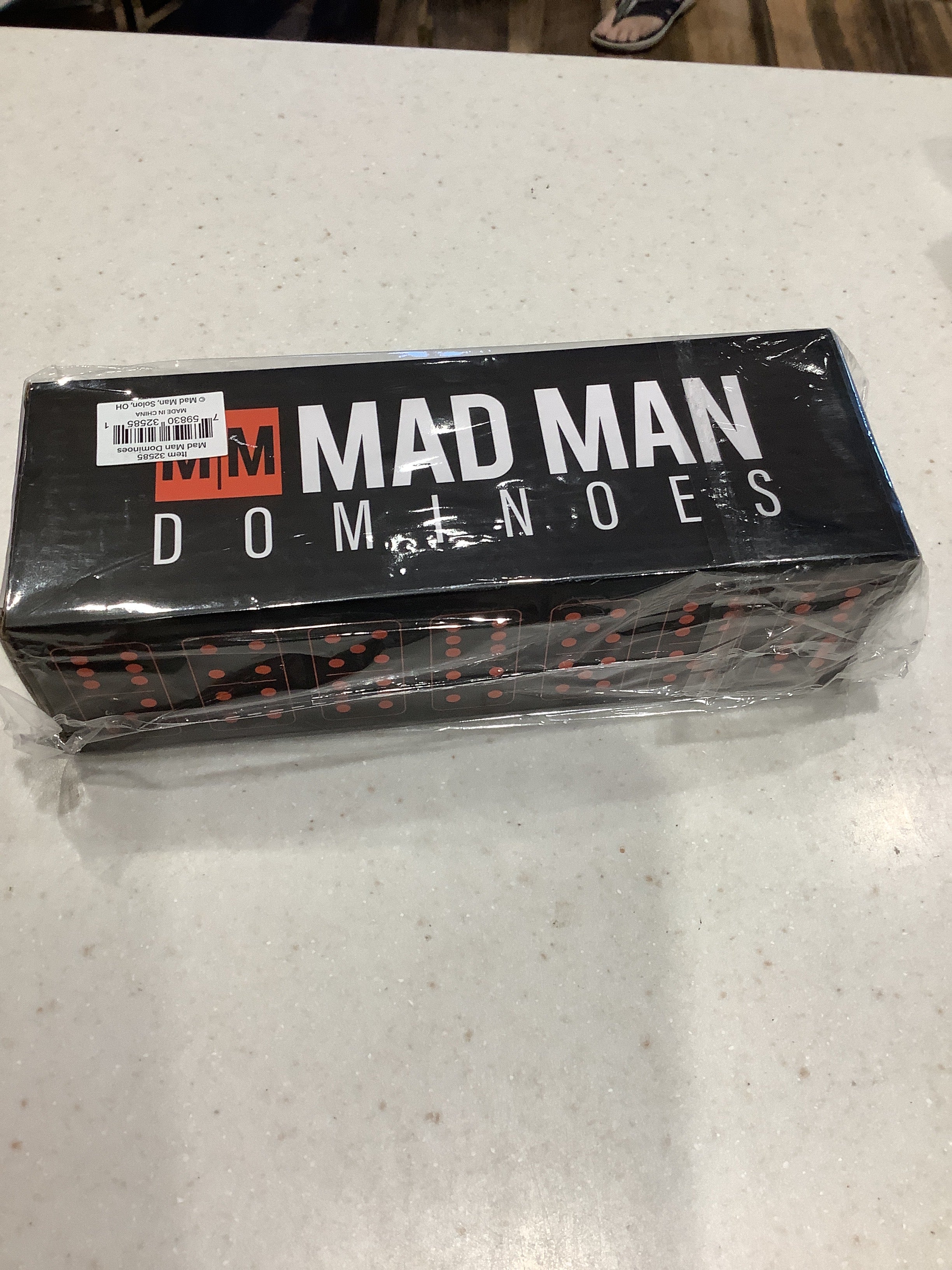 Mad Man Dominoes