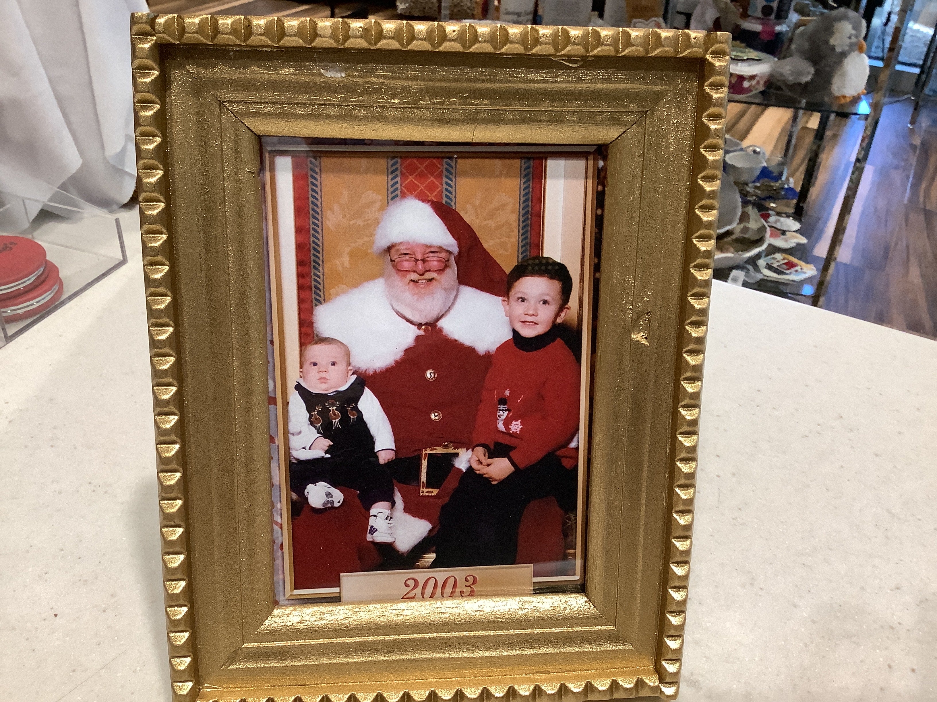 Gold frame for  7 x 5 photos