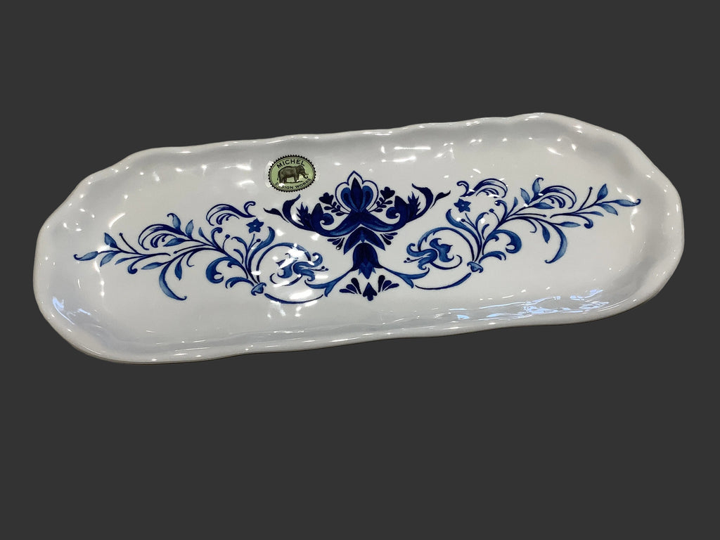 Michel Design Works Serving Pieces